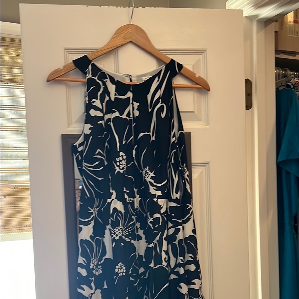 Elegant Navy and White Floral Summer Dress